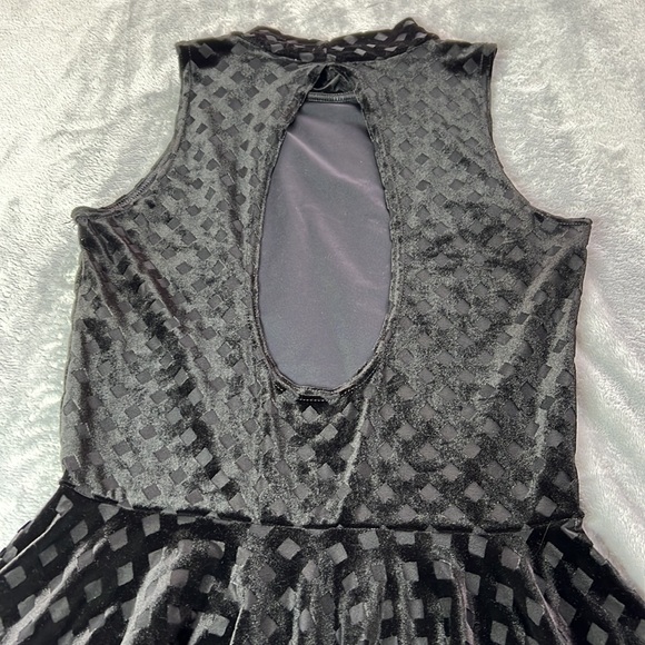 Blackmilk Burned Diamond Date Night Dress ~ LIMITED Black Size Large - Picture 11 of 16